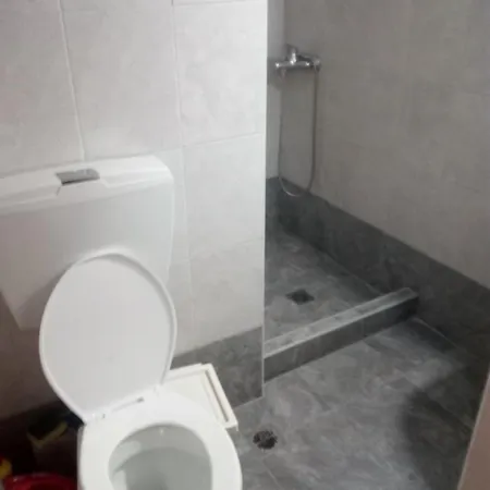 アパート 2 Bedroom Center In テッサロニキ